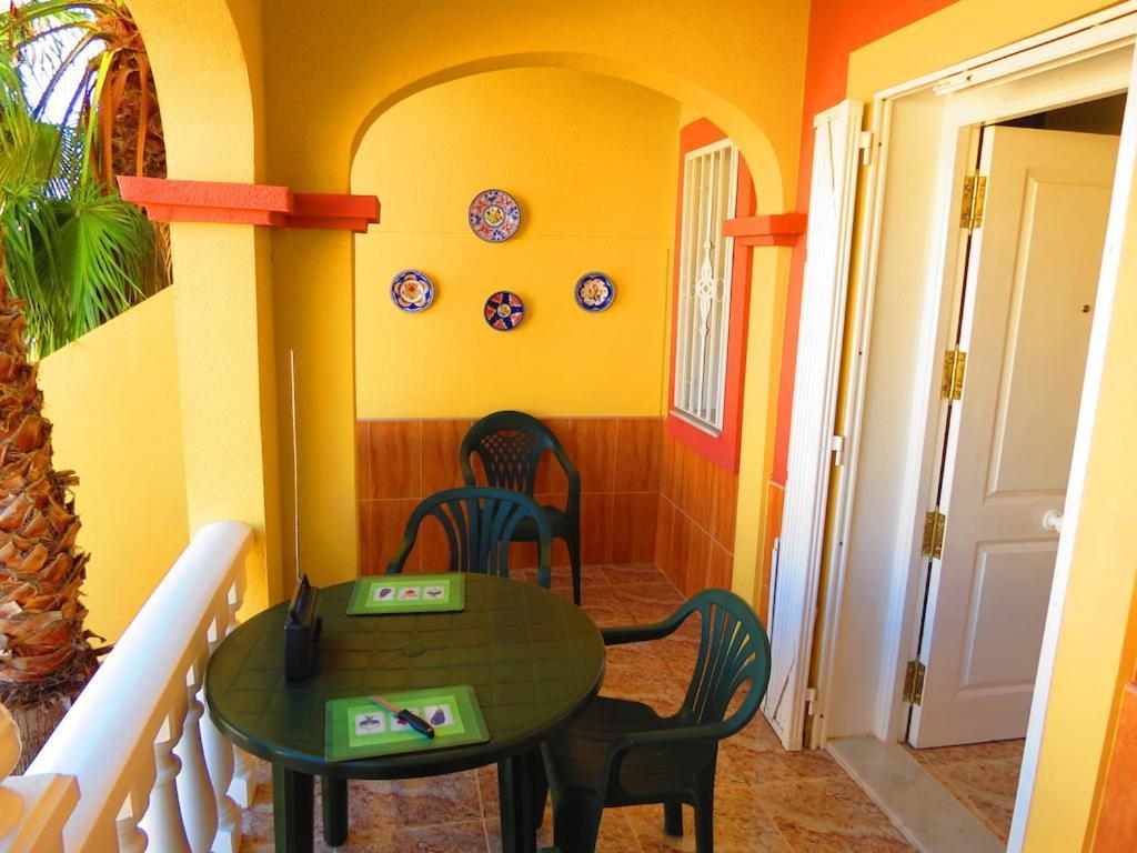 Casa La Zenia Elite Townhouse With Shared Pool And 10 Minutes Walk To Beach Villa Orihuela Exterior photo
