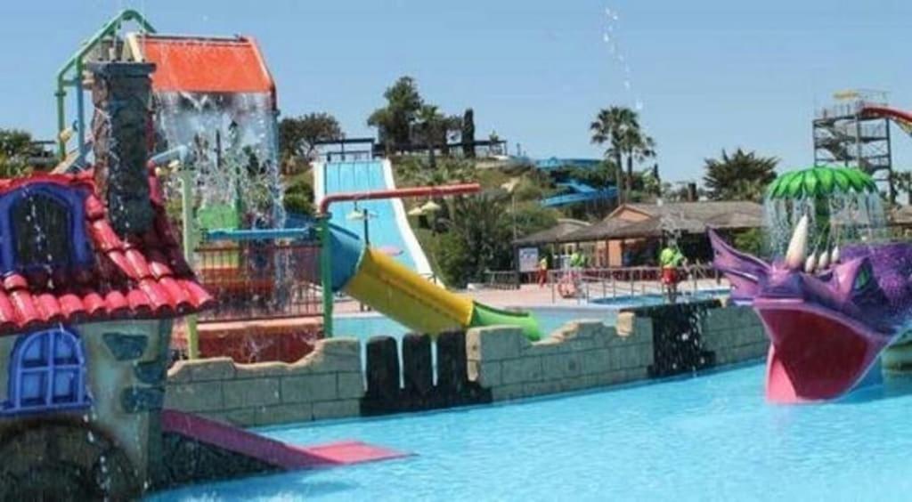 Casa La Zenia Elite Townhouse With Shared Pool And 10 Minutes Walk To Beach Villa Orihuela Exterior photo