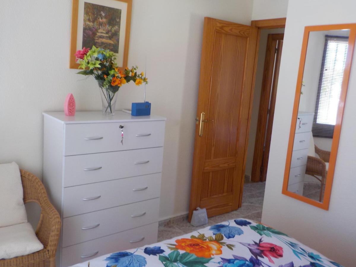 Casa La Zenia Elite Townhouse With Shared Pool And 10 Minutes Walk To Beach Villa Orihuela Exterior photo