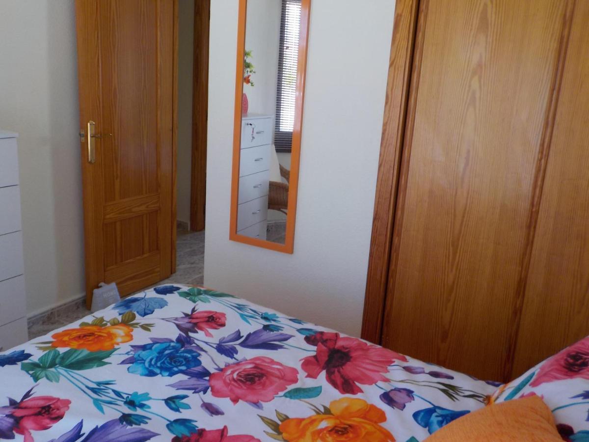 Casa La Zenia Elite Townhouse With Shared Pool And 10 Minutes Walk To Beach Villa Orihuela Exterior photo